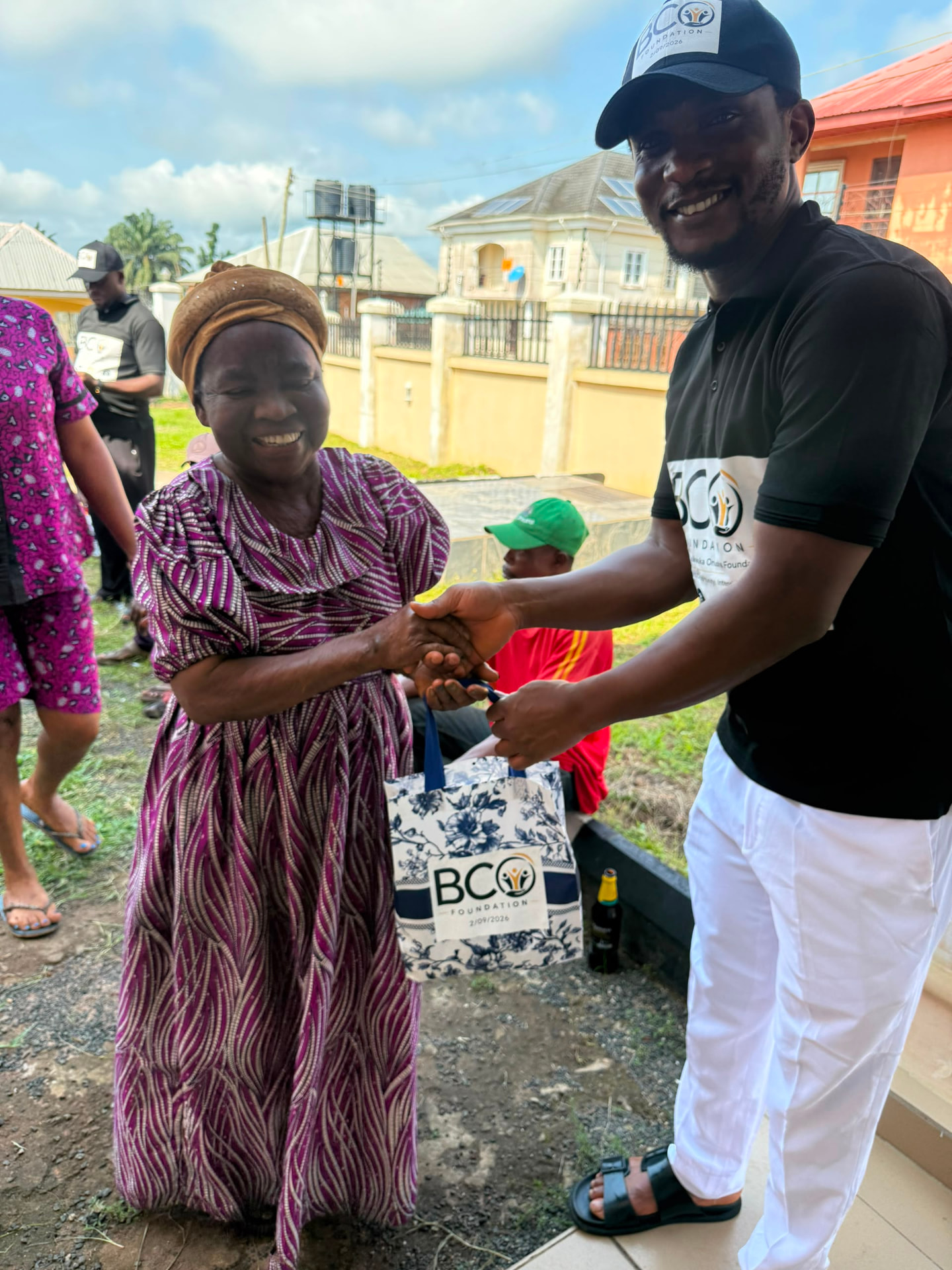 An older woman receiving practical support at the outreach